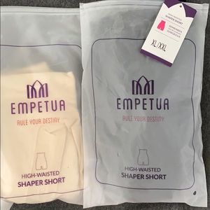 2 High Waisted Shaper Short